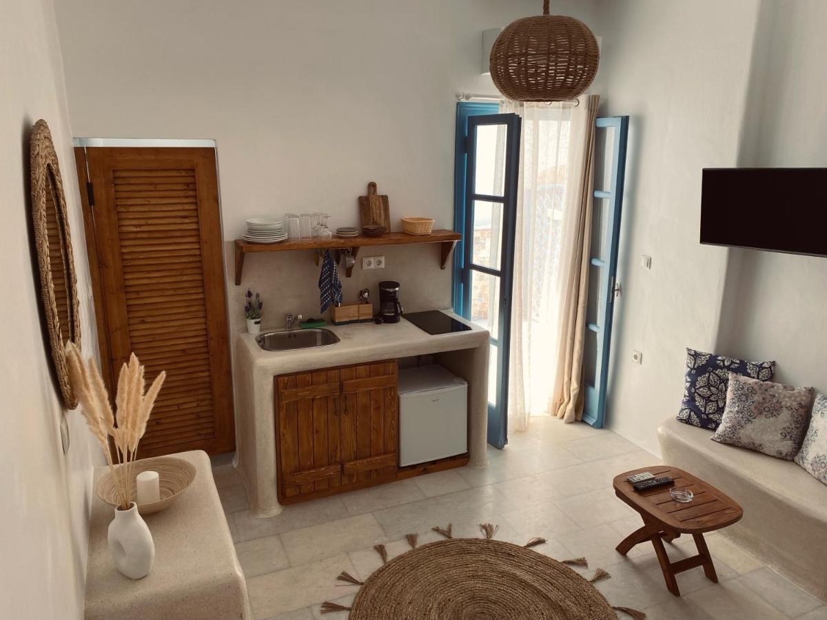 Blue In Naxos Hotel Naxos City ภายนอก รูปภาพ