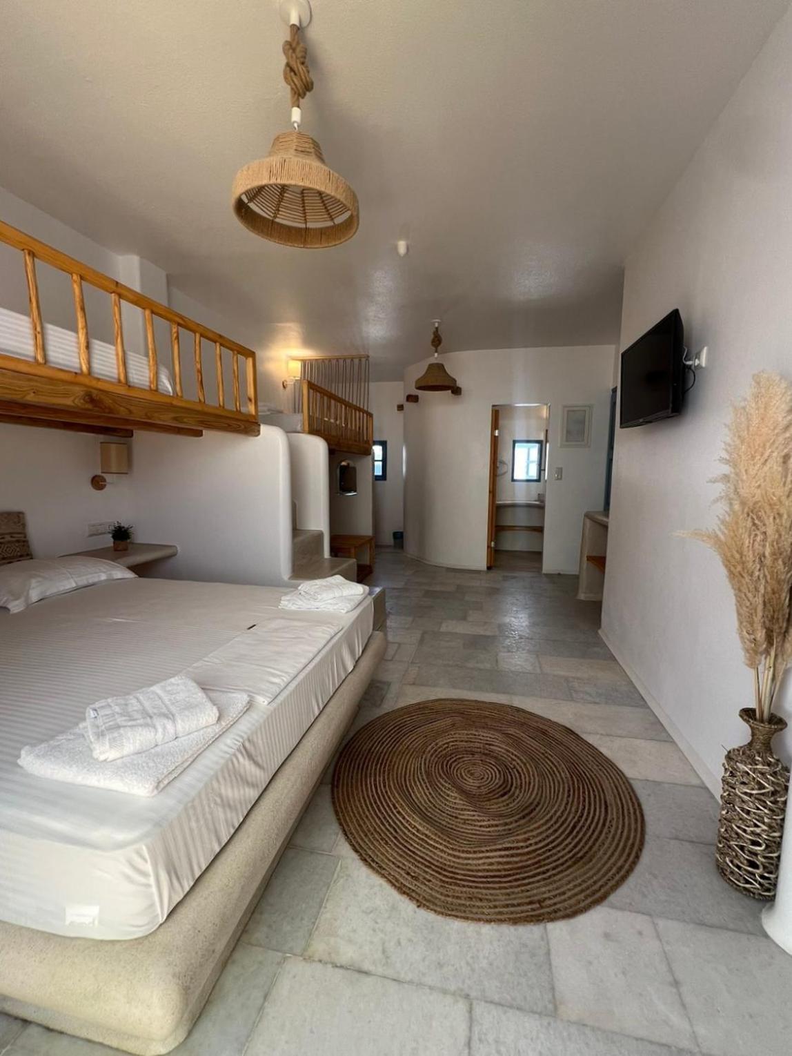 Blue In Naxos Hotel Naxos City ภายนอก รูปภาพ
