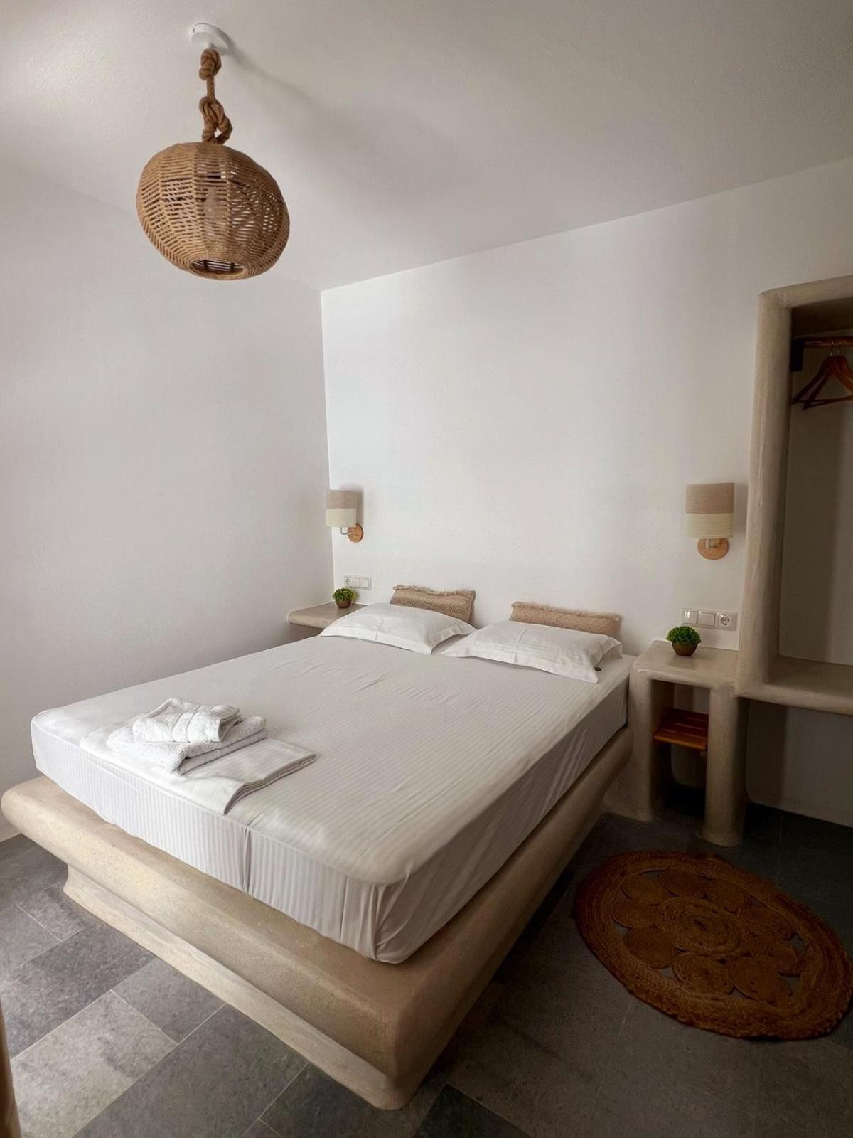 Blue In Naxos Hotel Naxos City ภายนอก รูปภาพ